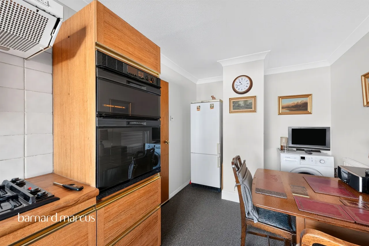 Lower Richmond Road, East Sheen, SW14, photo 19