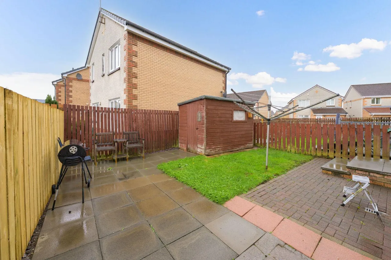 Muirdyke Avenue, Carronshore, FK2 8AW, photo 22