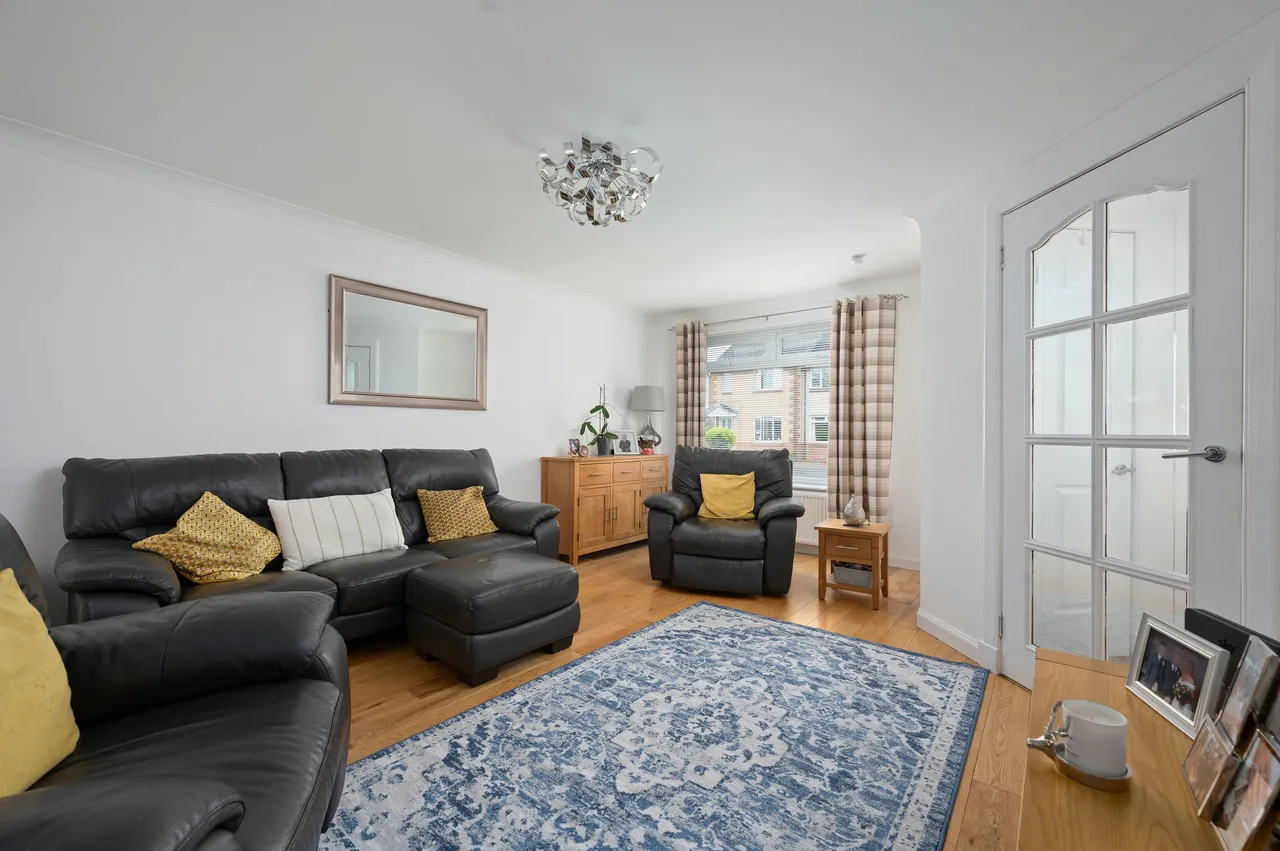 Muirdyke Avenue, Carronshore, FK2 8AW, photo 9
