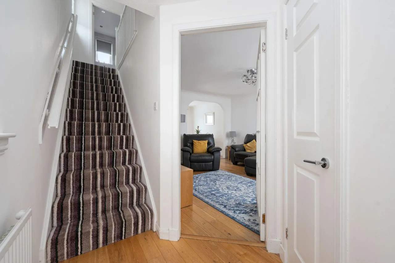 Muirdyke Avenue, Carronshore, FK2 8AW, photo 2