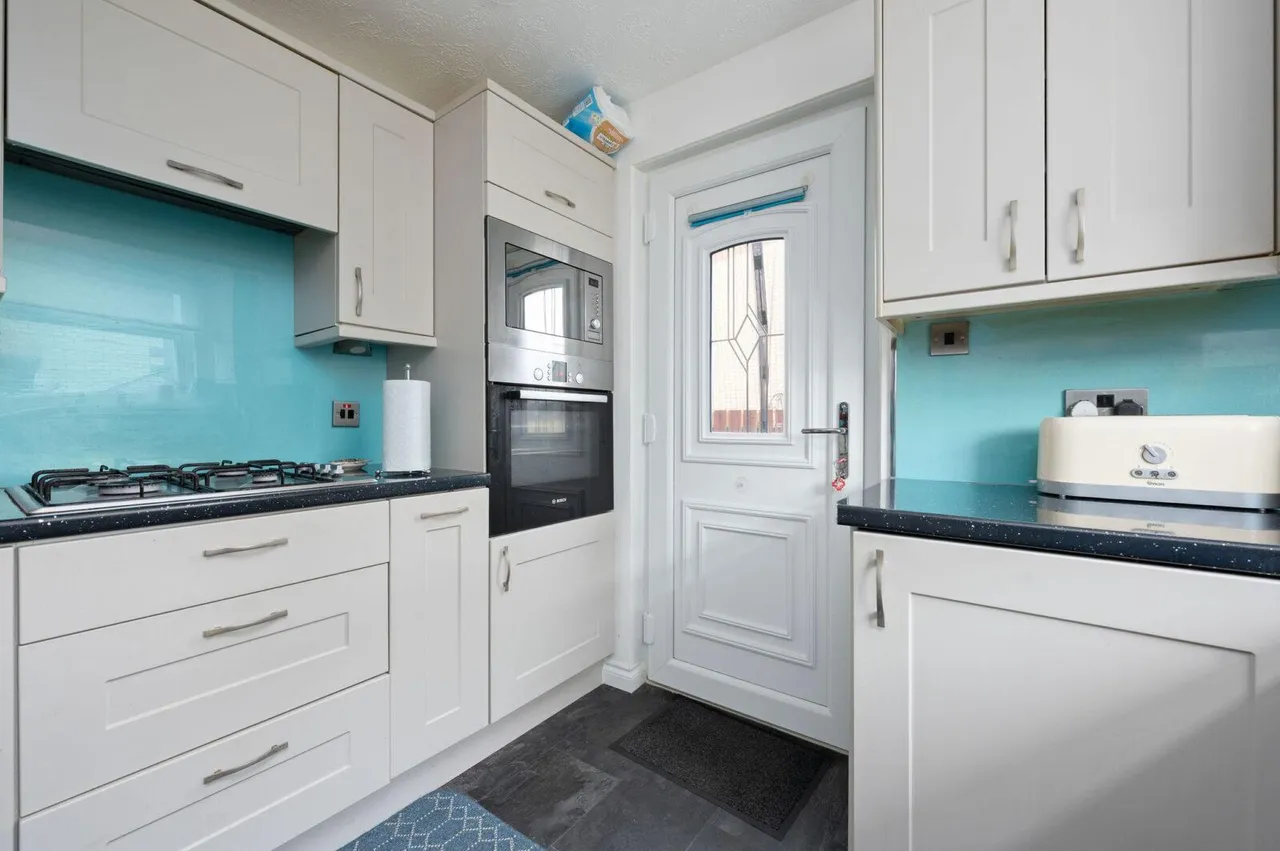 Muirdyke Avenue, Carronshore, FK2 8AW, photo 5