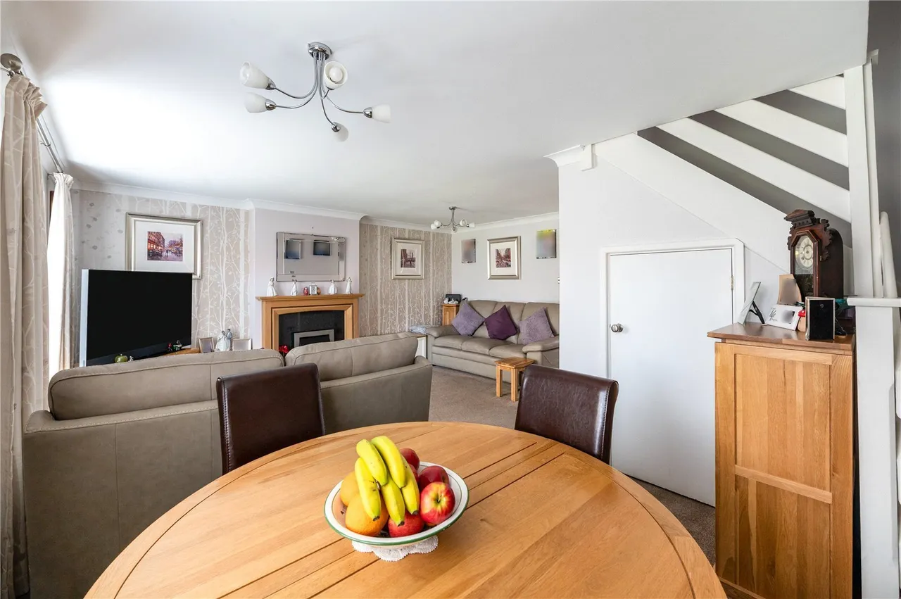 Langford Grove, BASILDON, Essex, SS13, photo 16