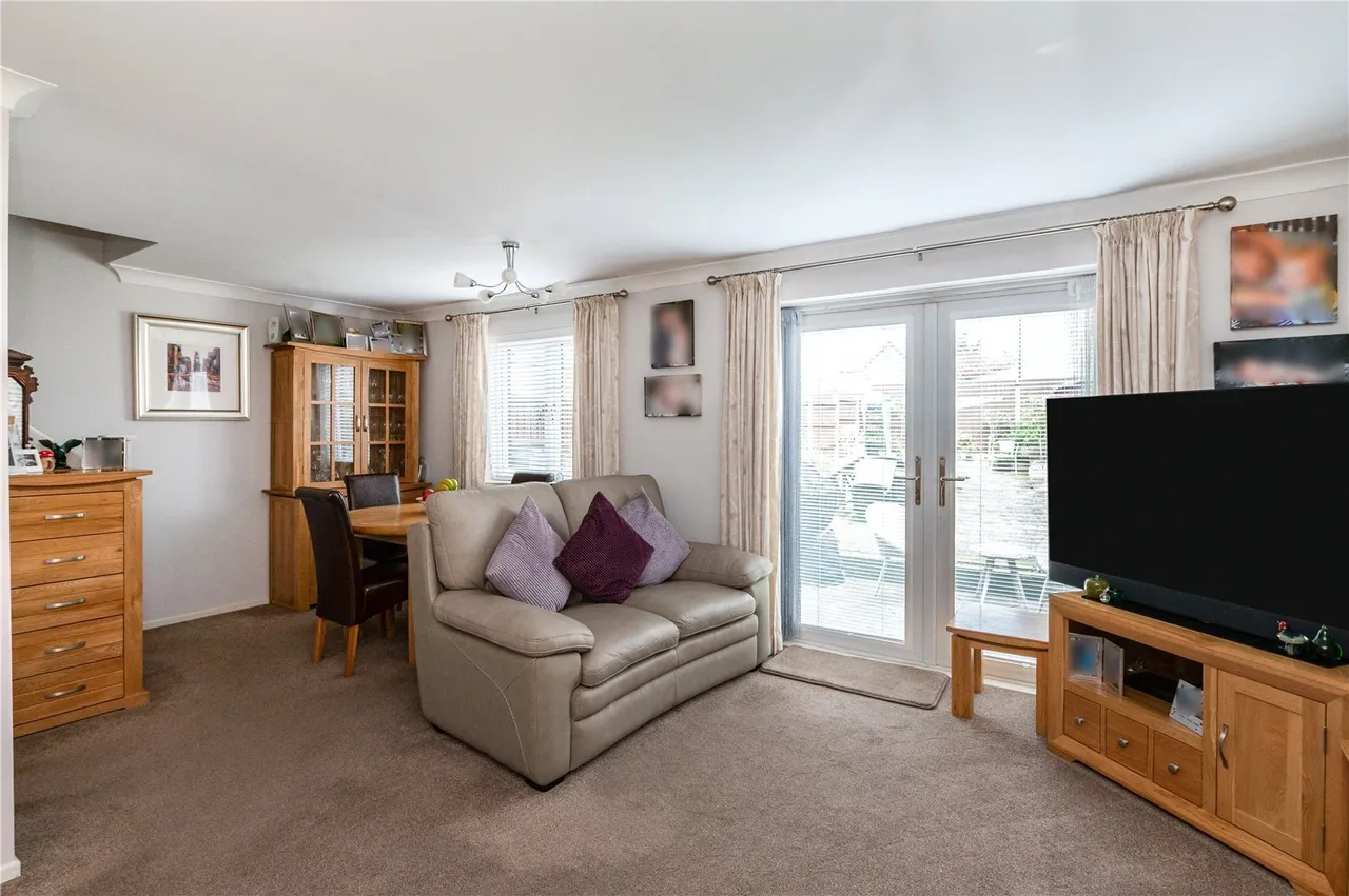Langford Grove, BASILDON, Essex, SS13, photo 13