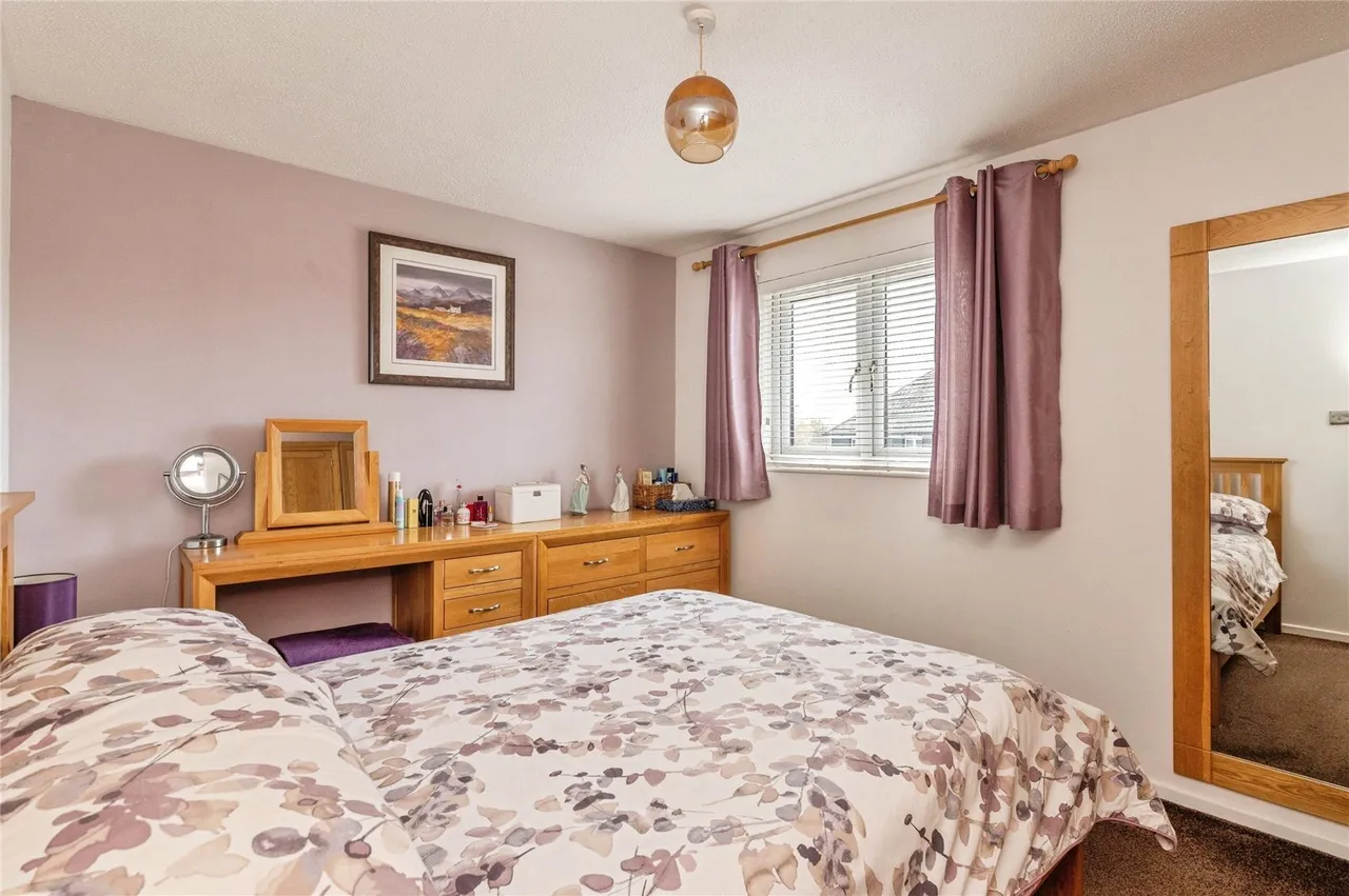 Langford Grove, BASILDON, Essex, SS13, photo 5
