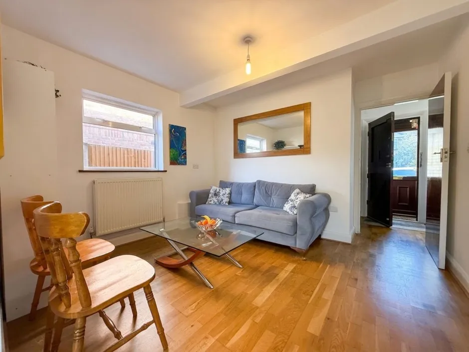 Hamilton Road, Uxbridge, UB8, photo 17