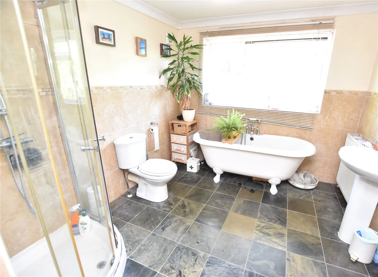 Rectory Road, Farnborough, Hampshire, GU14 7HT, photo 9