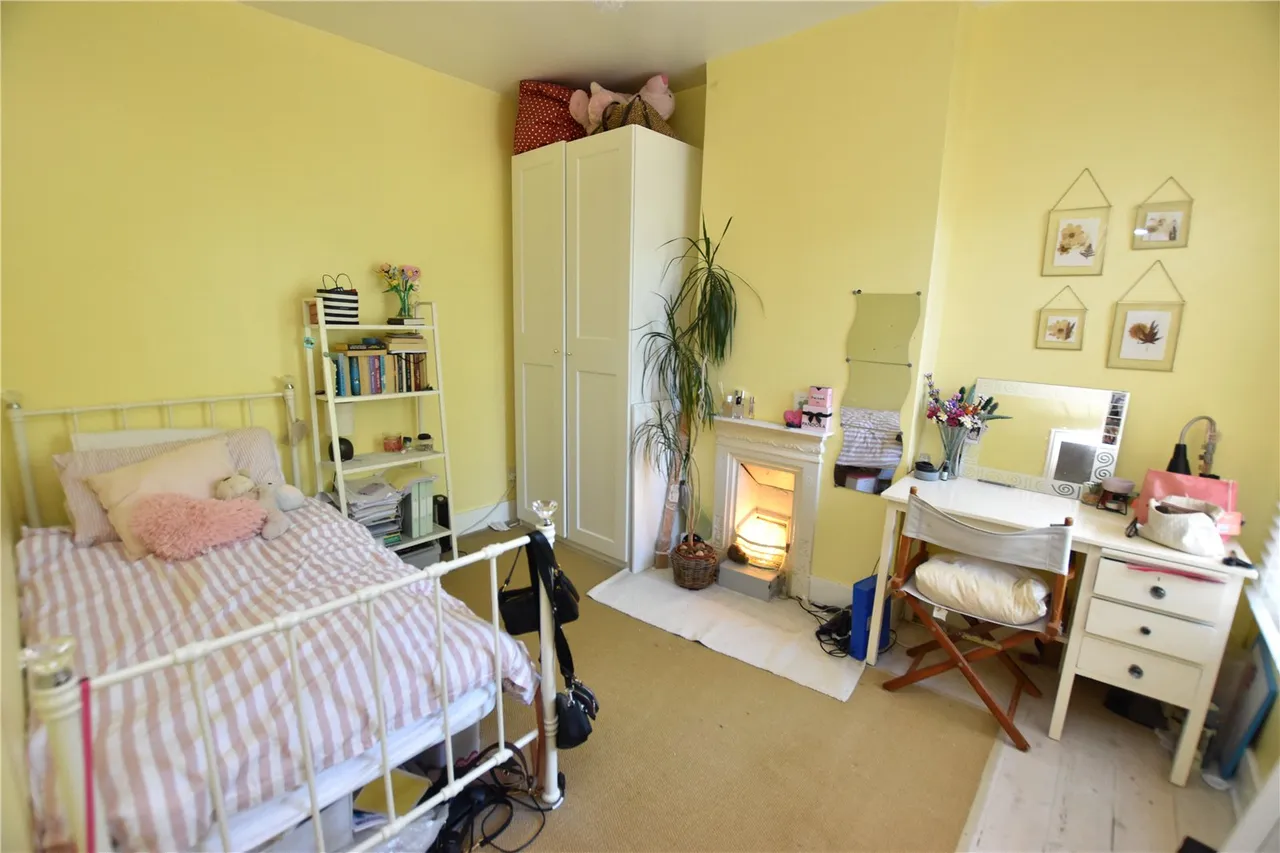 Rectory Road, Farnborough, Hampshire, GU14 7HT, photo 8
