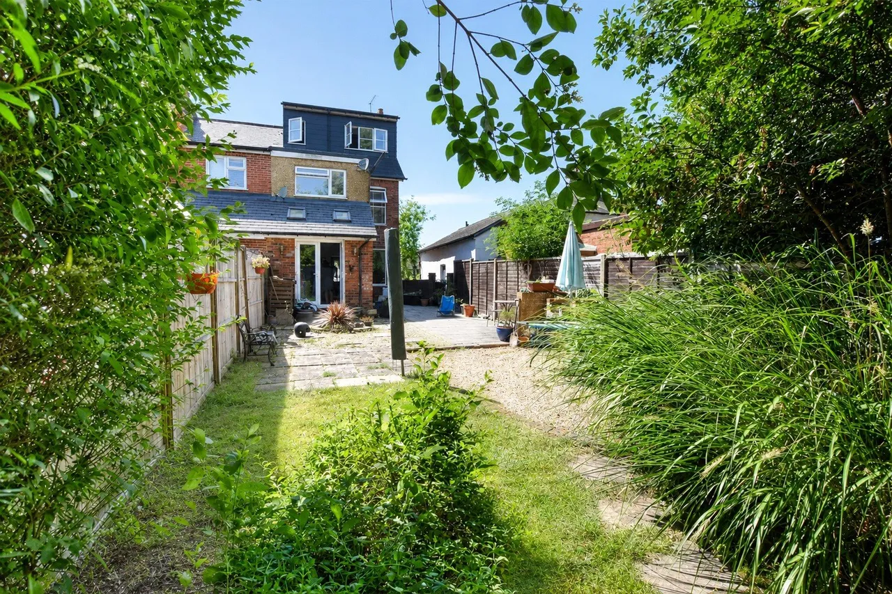 Rectory Road, Farnborough, Hampshire, GU14 7HT, photo 6