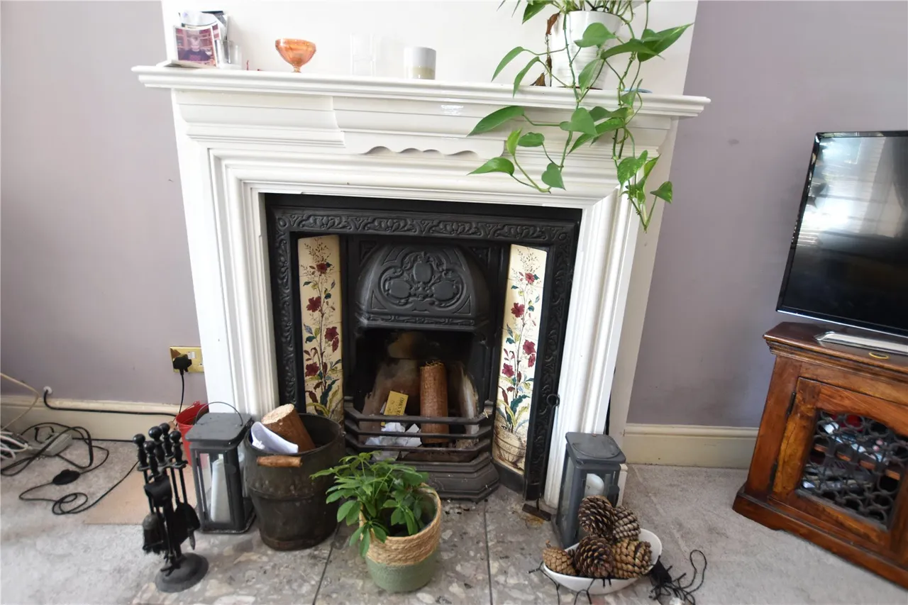 Rectory Road, Farnborough, Hampshire, GU14 7HT, photo 11