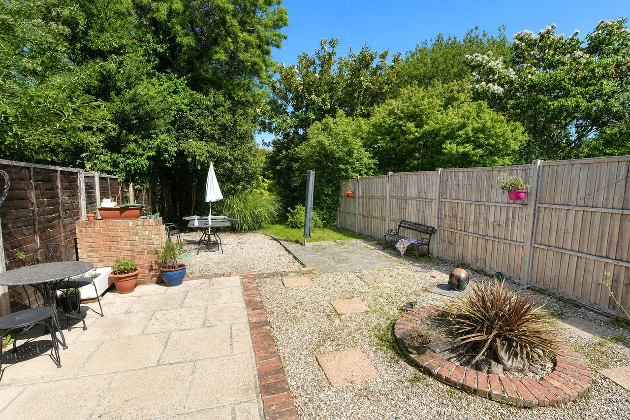 Rectory Road, Farnborough, Hampshire, GU14 7HT, photo 10