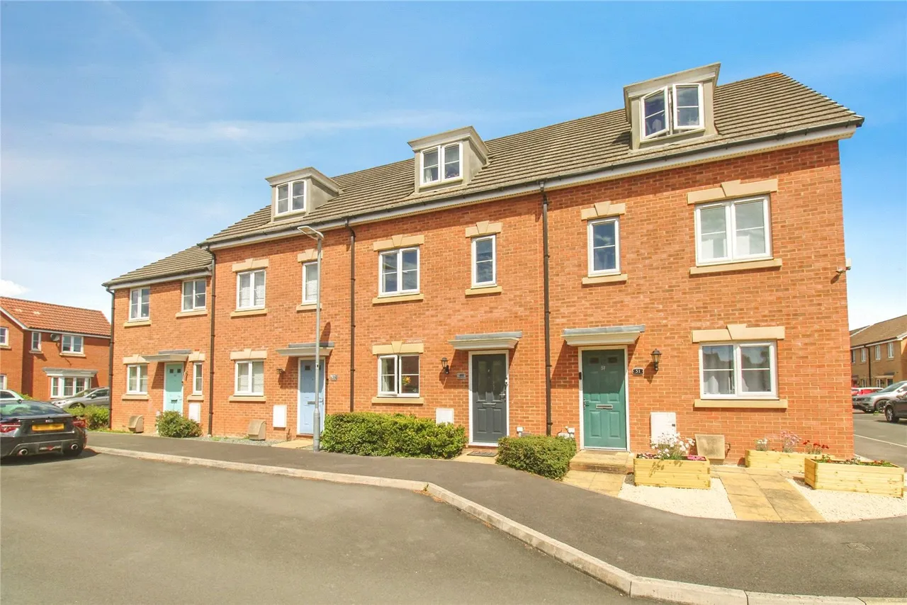 4 bed house to rent, Hilperton, Trowbridge
