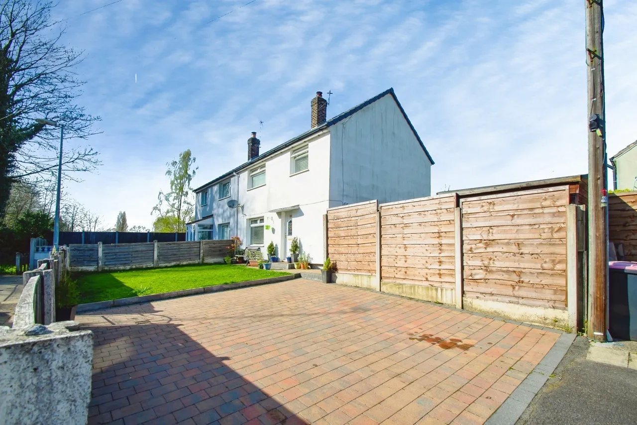 3 bed house for sale — Goodwood Drive, Pendlebury, Swinton, Manchester, M27