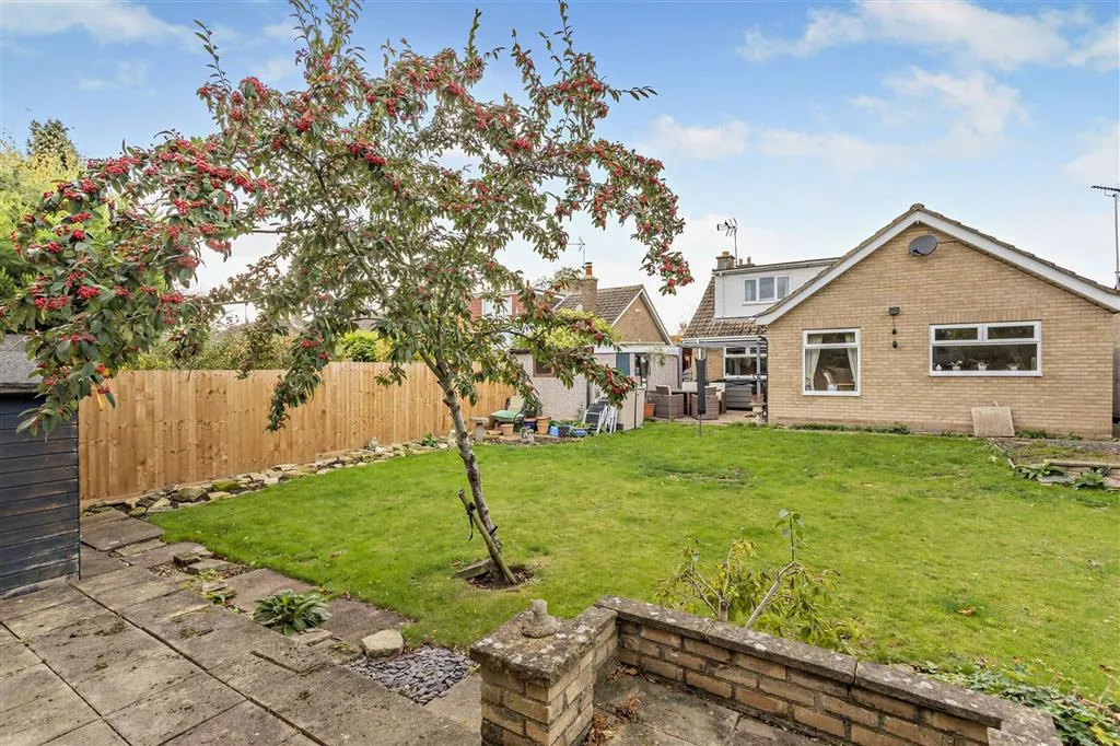 Helpston Road, Ailsworth, PE5, photo 4