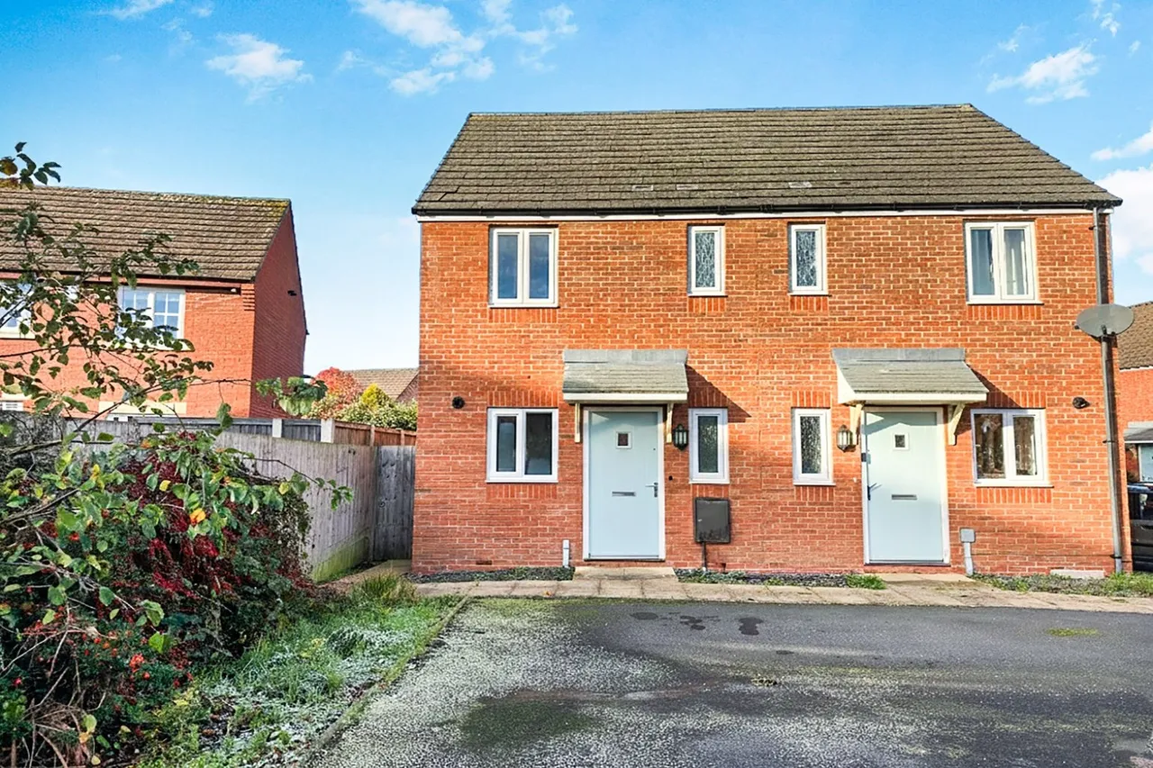 2 bed house for sale — Brambles Walk, Wellington, Telford TF1 2ED