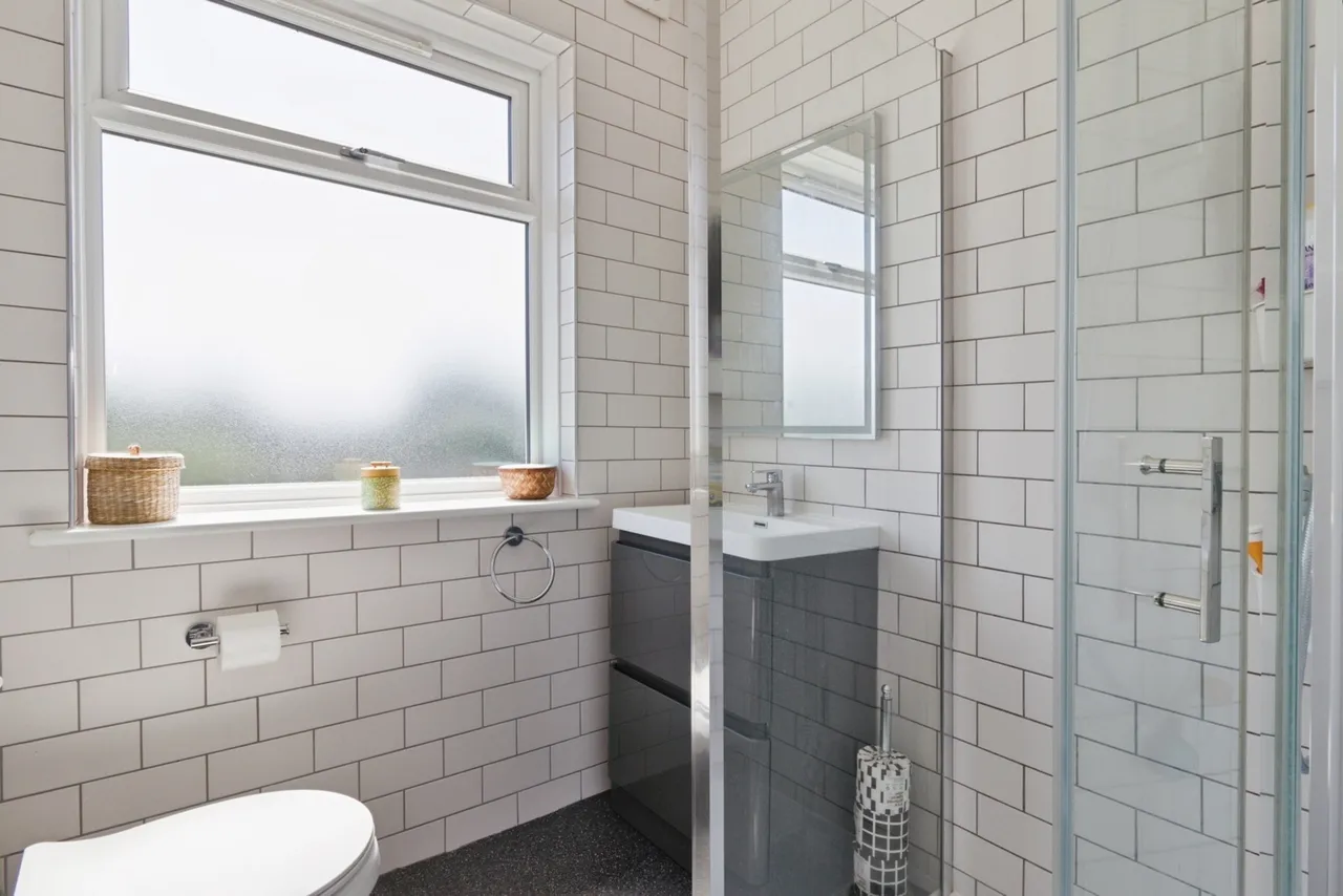 Camdale Road, London, SE18, photo 16