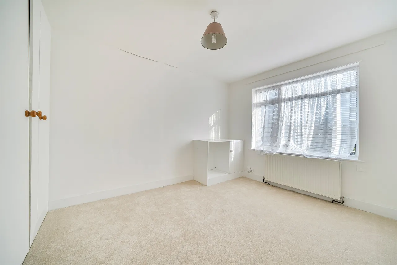 Stoneyfields Lane, Edgware, HA8, photo 13