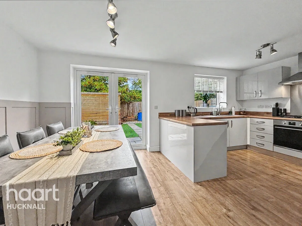 Turner Grove, Nottingham, NG15, photo 2