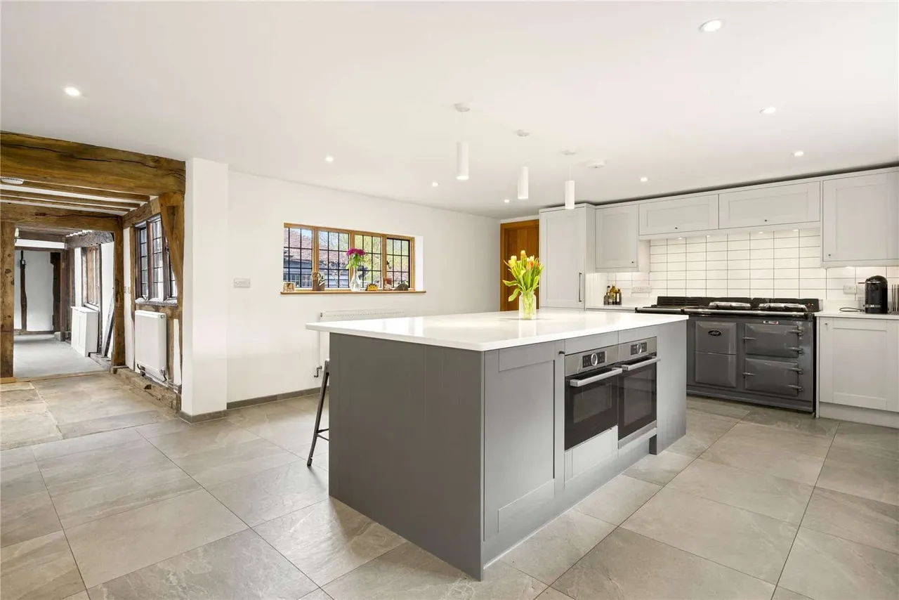 Summerhill, Goudhurst, Cranbrook, Kent, TN17 1JT, photo 4
