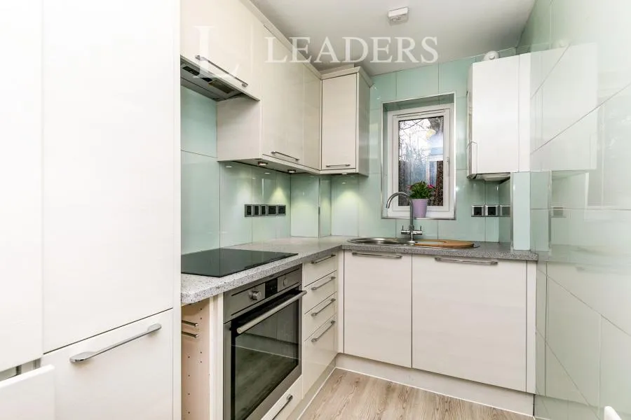 Stoke Road, Guildford, GU1, photo 2