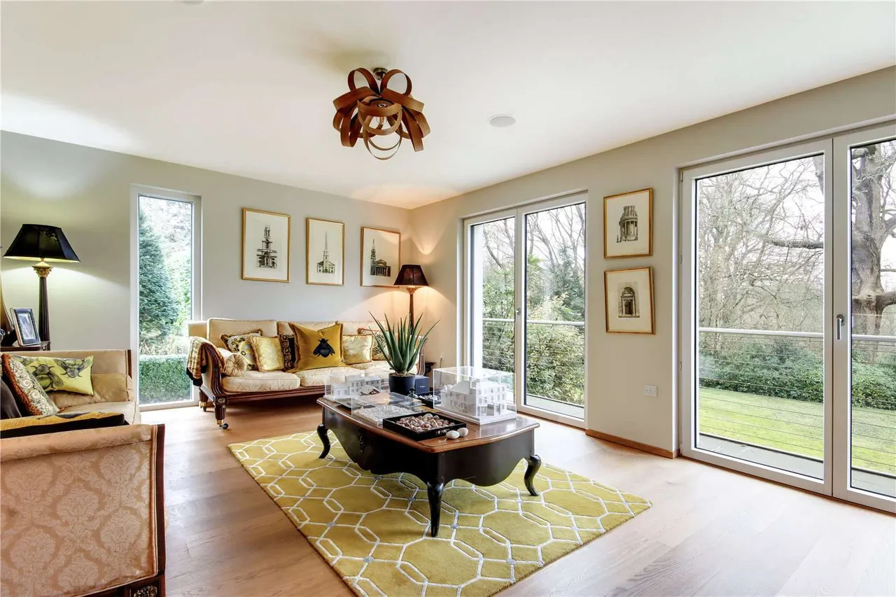 Hatmill Lane, Brenchley, Tonbridge, Kent, TN12 7AE, photo 8