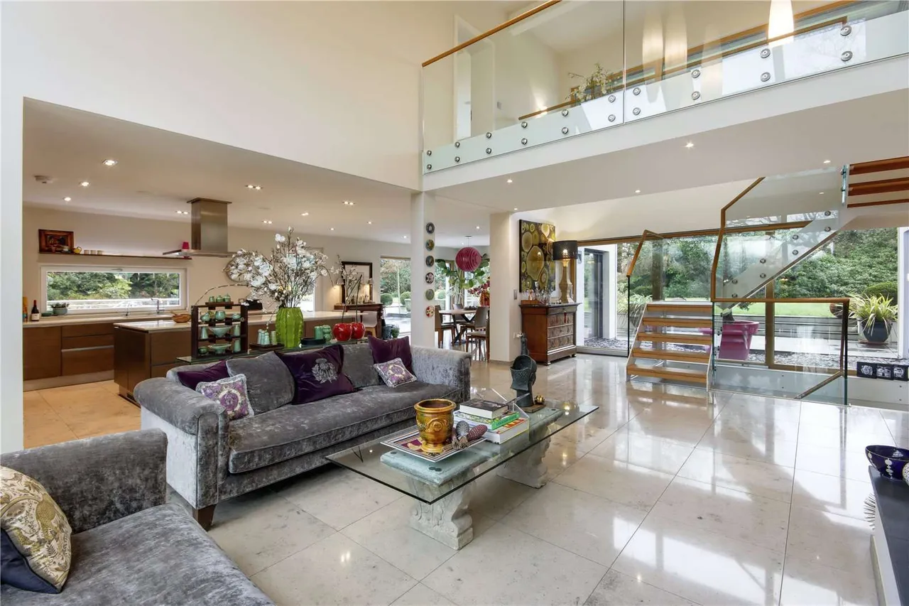 Hatmill Lane, Brenchley, Tonbridge, Kent, TN12 7AE, photo 6