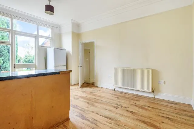 Effingham Road, Surbiton, KT6, photo 3