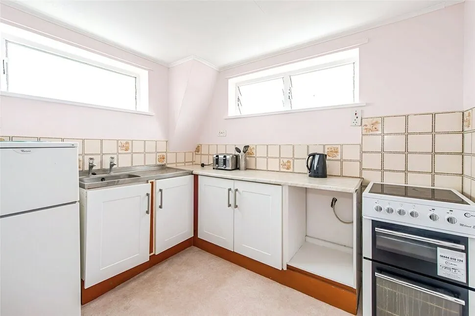 King Edward Road, Gillingham, Kent, ME7, photo 6