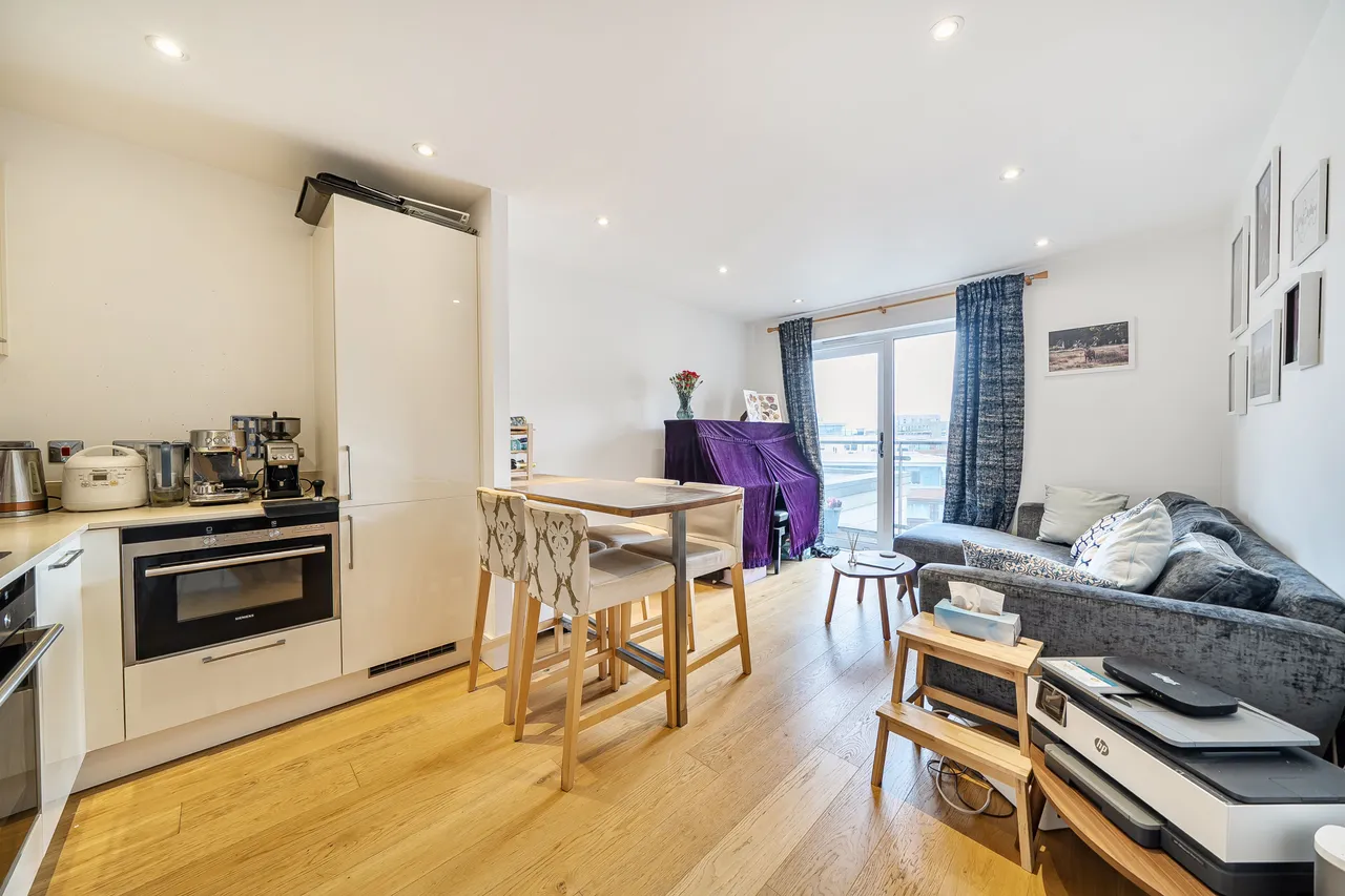 Flat 31, 3 Skerne Road, Kingston Upon Thames, photo 7