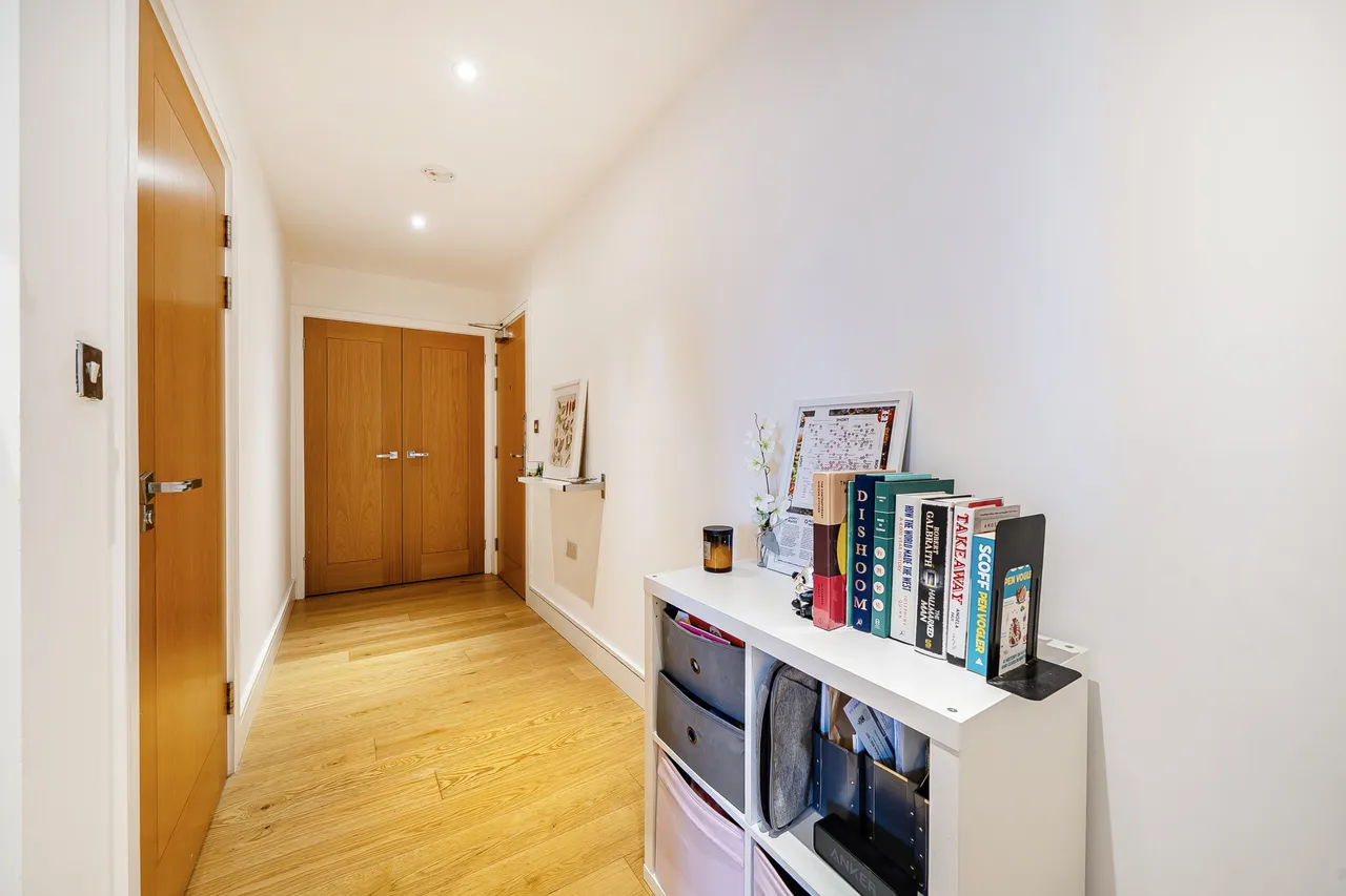Flat 31, 3 Skerne Road, Kingston Upon Thames, photo 8