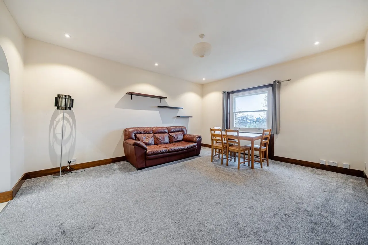 Kidbrooke Park Road, SE3, photo 15