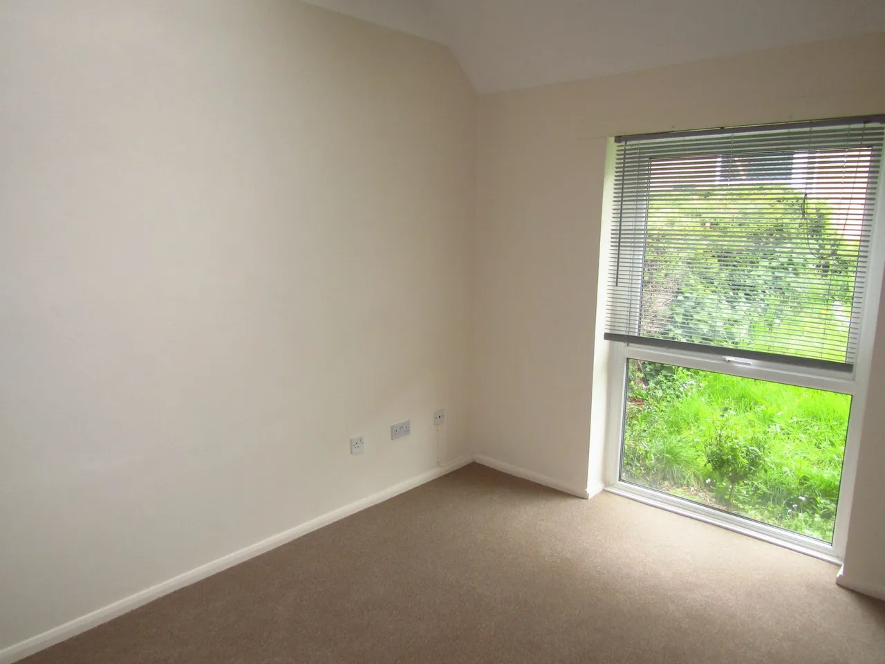 Blyford Way, Felixstowe, Suffolk, IP11 2FW, photo 2