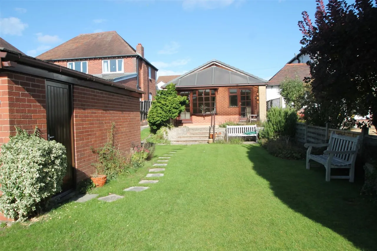 Fairfield Road, Halesowen, photo 2