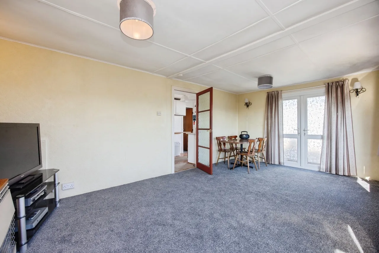 Warwick Drive, Buckler Village, PL25, photo 14