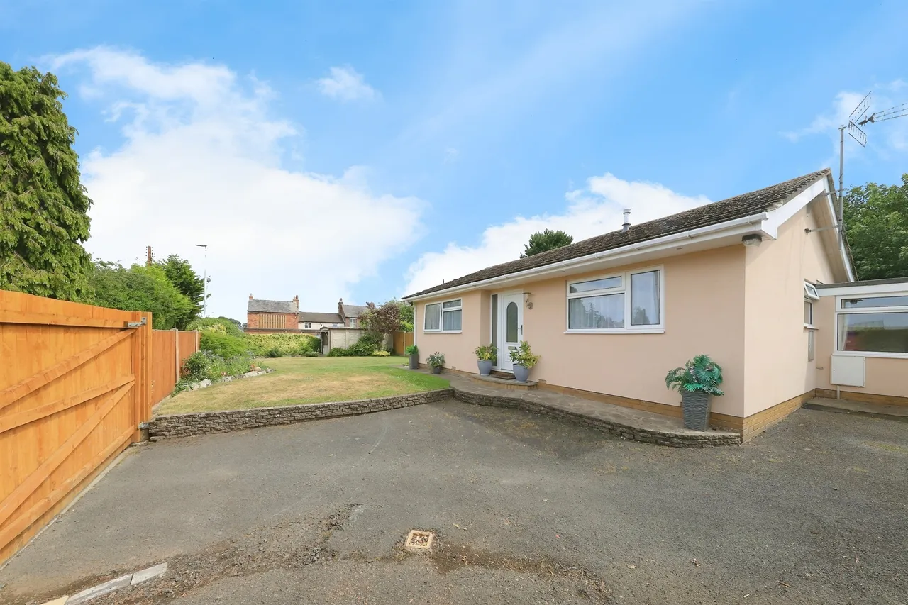 3 bed house for sale, Bowpatch Road, Stourport-On-Severn, DY13