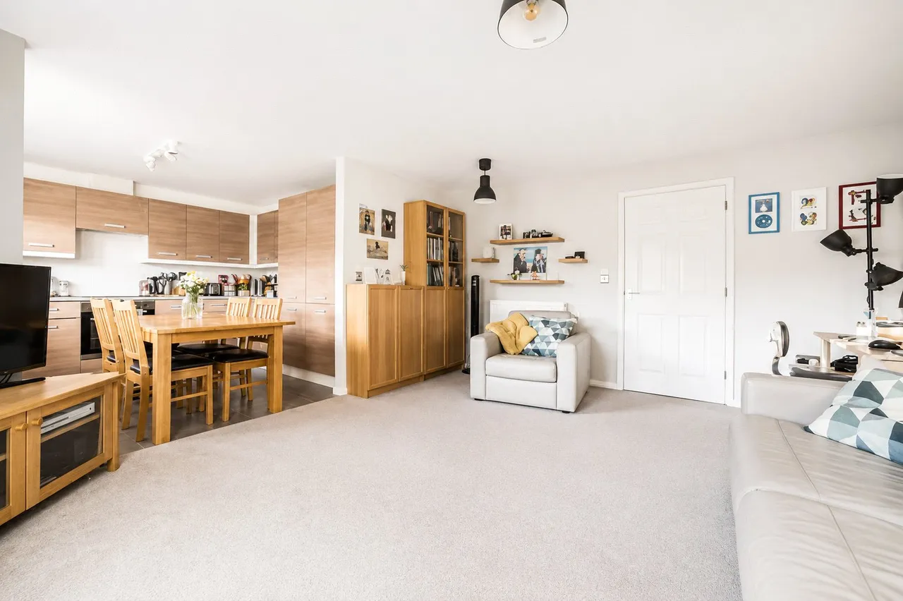 Dorlcote Way, Witley, GU8, photo 2