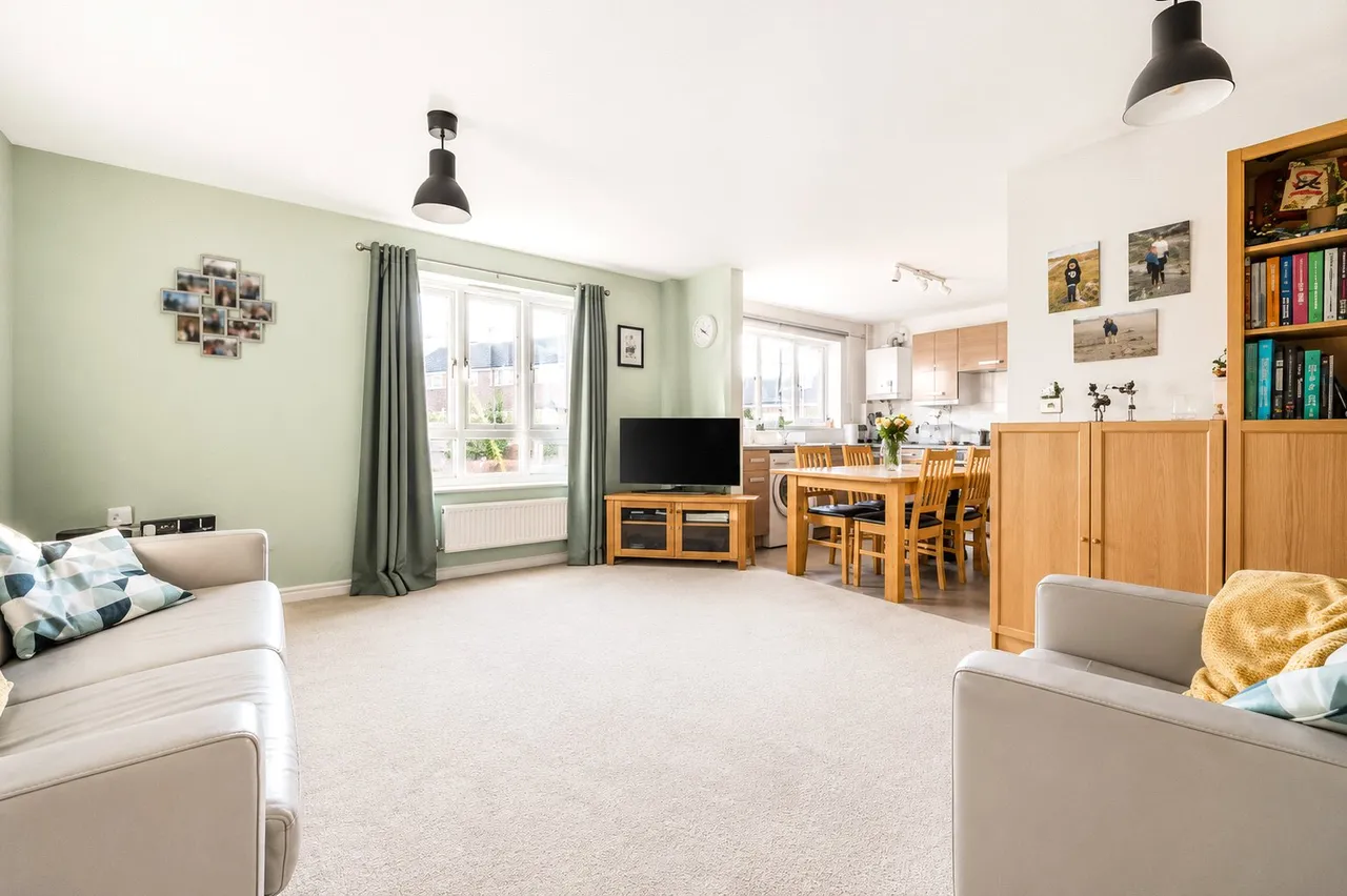 Dorlcote Way, Witley, GU8, photo 11