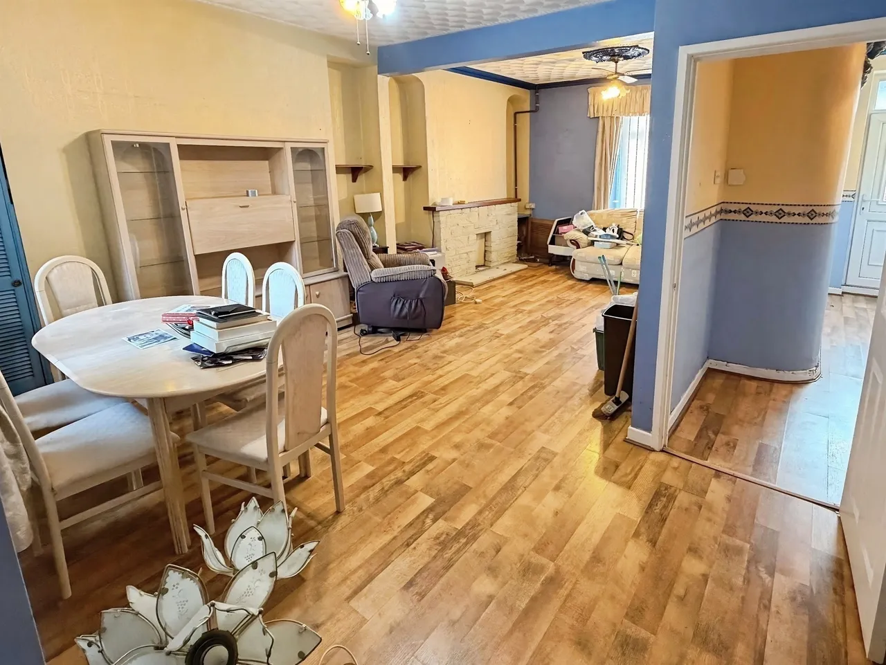 Commercial Street, Caerphilly, CF83, photo 7