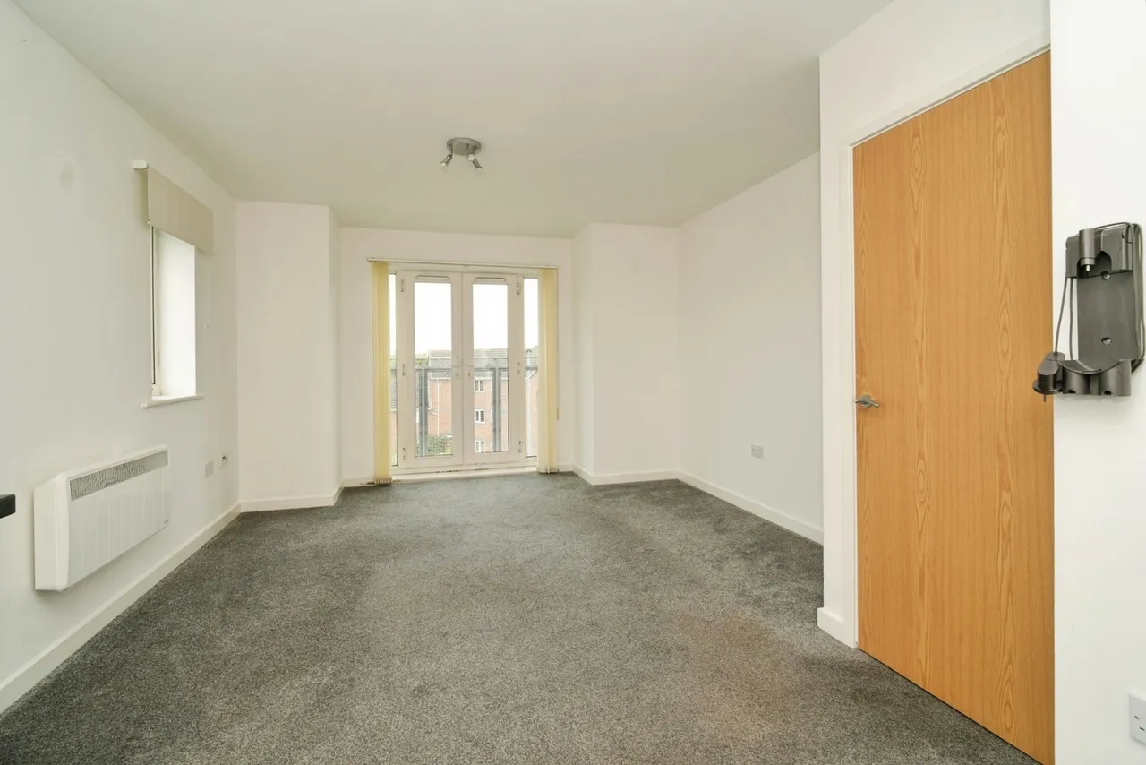 Forebay Drive, Irlam, M44, photo 7