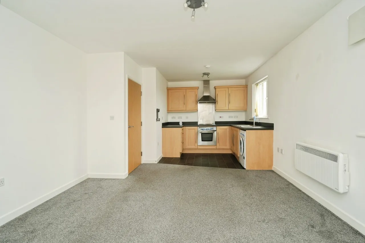 Forebay Drive, Irlam, M44, photo 16