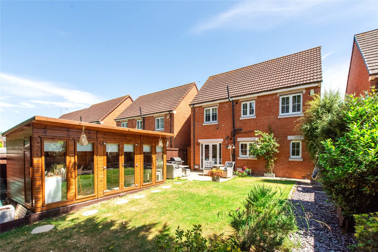 The Spinney, Grange Park, NN4, photo 4