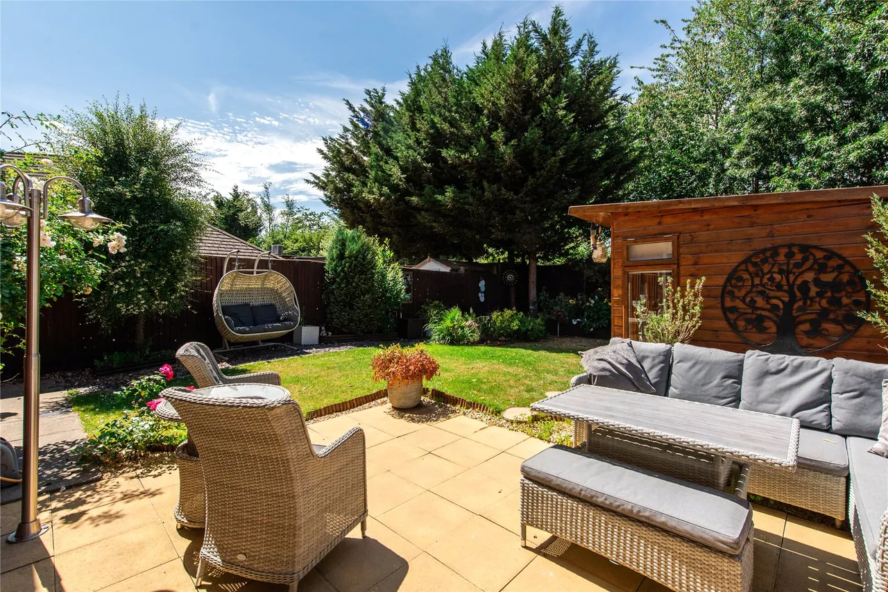 The Spinney, Grange Park, NN4, photo 9