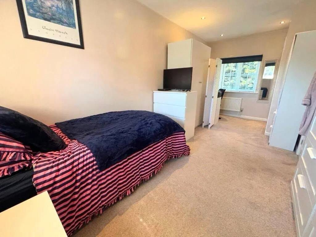 The Spinney, Grange Park, NN4, photo 8