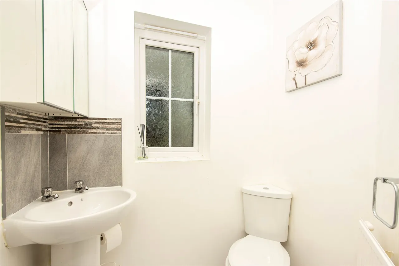 The Spinney, Grange Park, NN4, photo 13