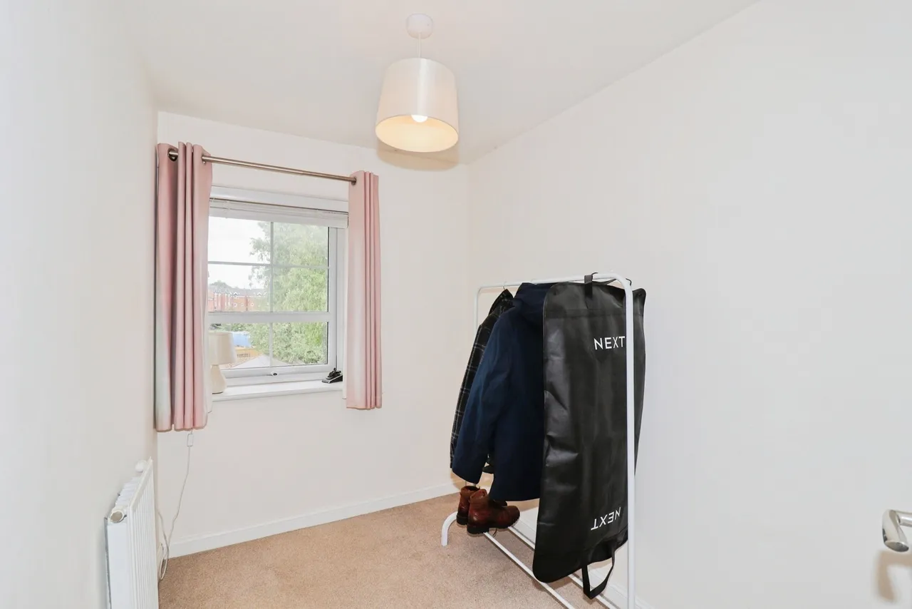 Valetta Drive, Carbrooke, Norfolk, IP25, photo 16