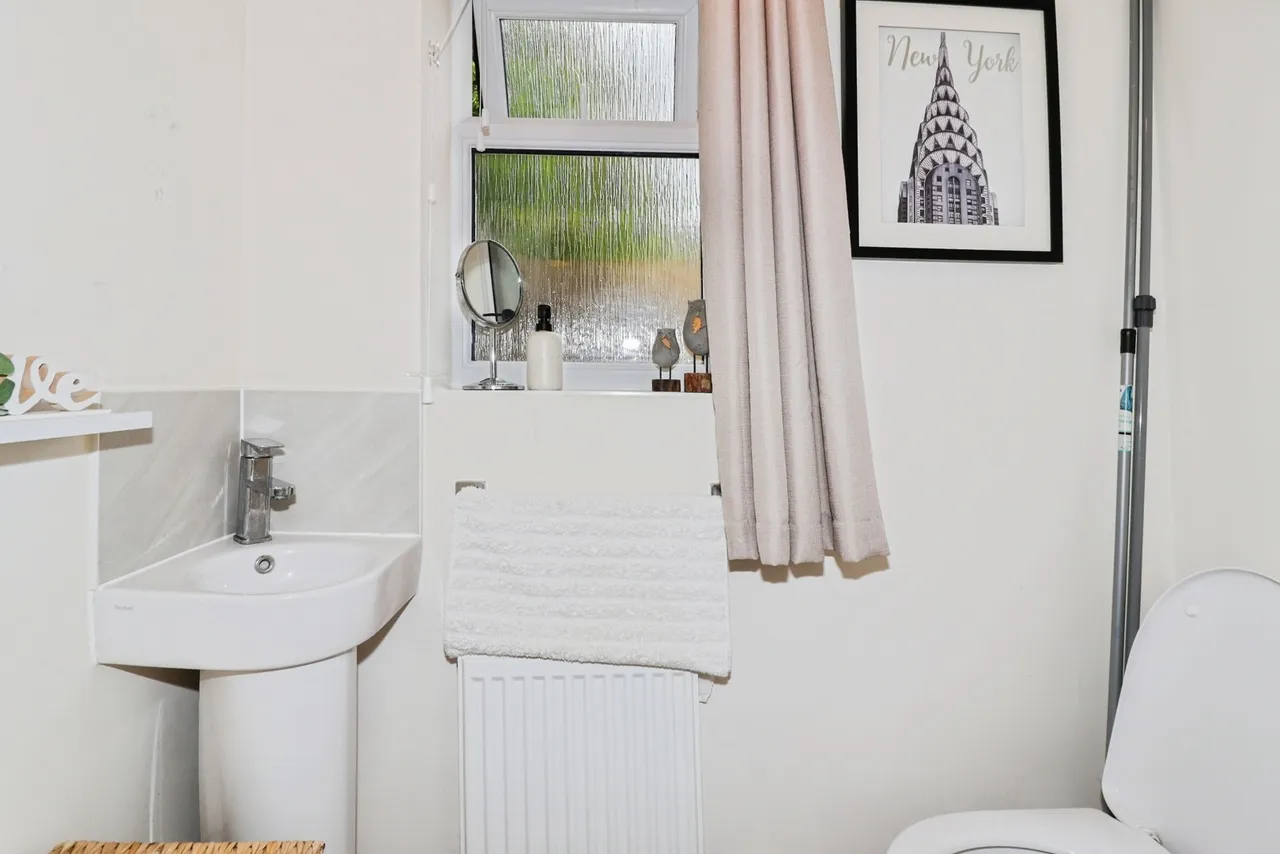 Valetta Drive, Carbrooke, Norfolk, IP25, photo 20