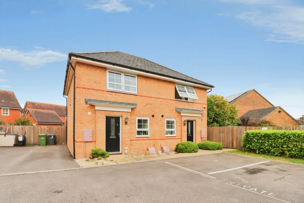 Valetta Drive, Carbrooke, Norfolk, IP25, photo 23