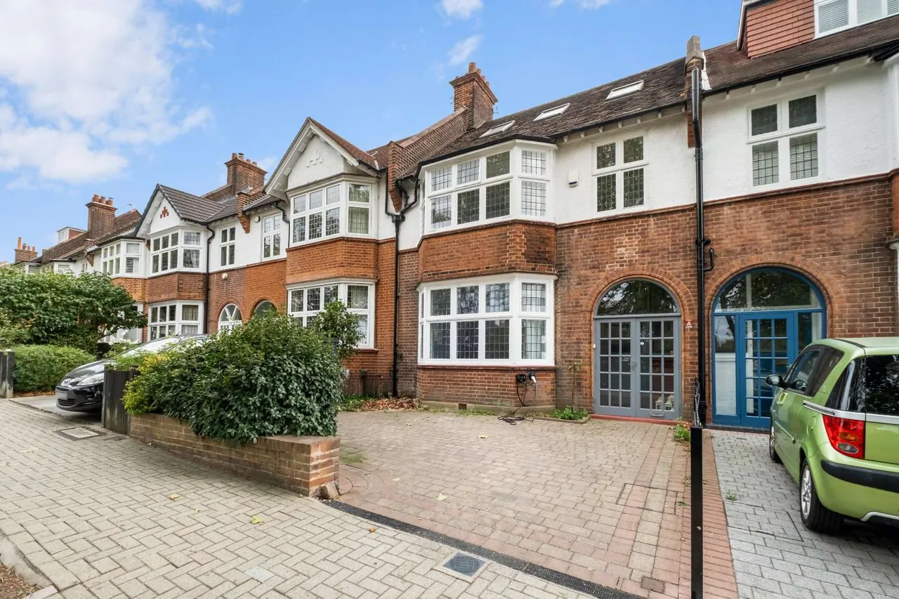 Magdalen Road, London, SW18, photo 5