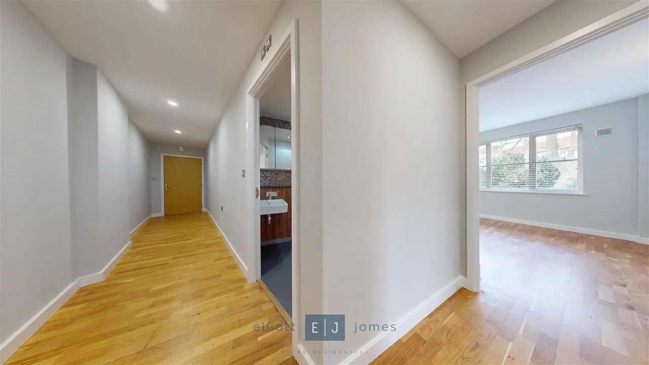 Charteris Road, Woodford Green, photo 3