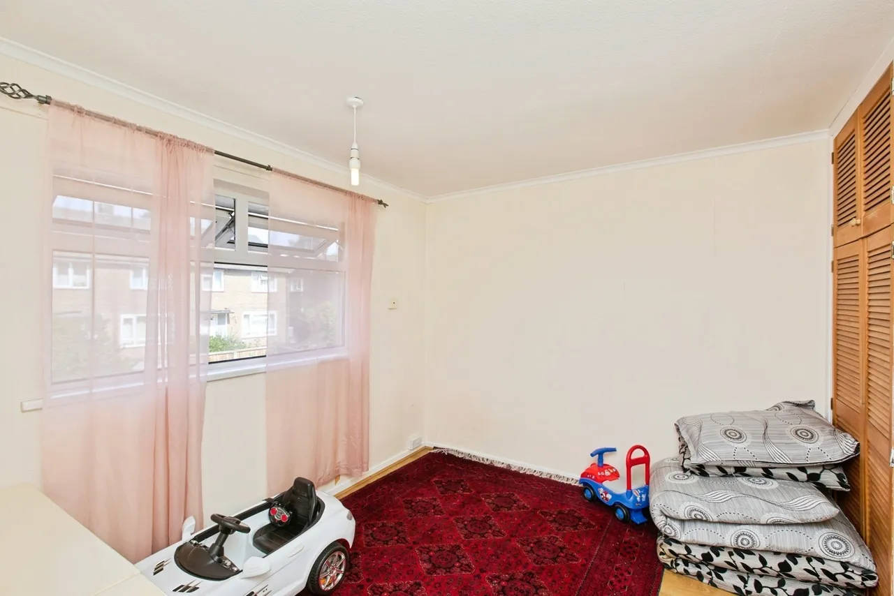 Arthur Hind Close, Derby, DE22, photo 13