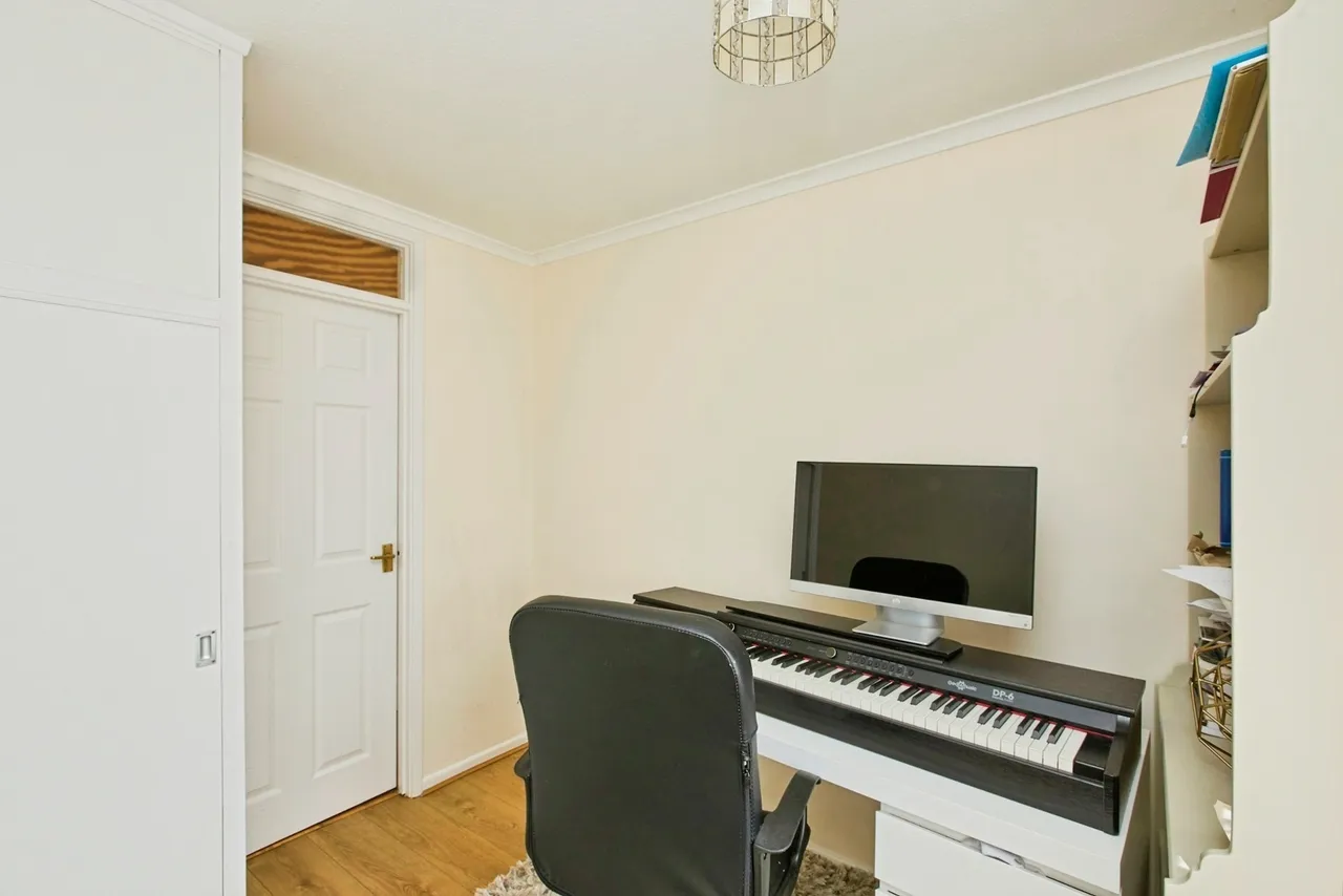 Arthur Hind Close, Derby, DE22, photo 16